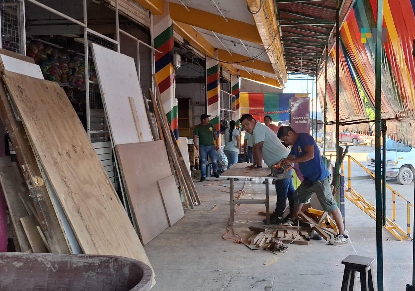 A un mes de las afectaciones en Poza Rica, familias regresan a sus casas