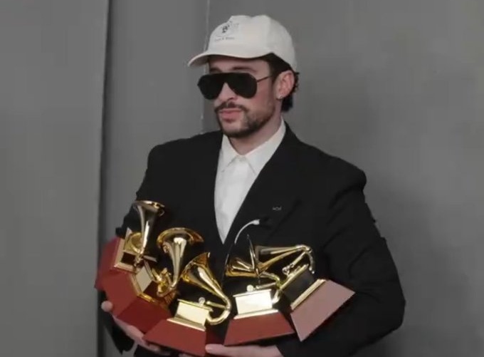 Bad Bunny, el máximo ganador de los Latin Grammy 2025