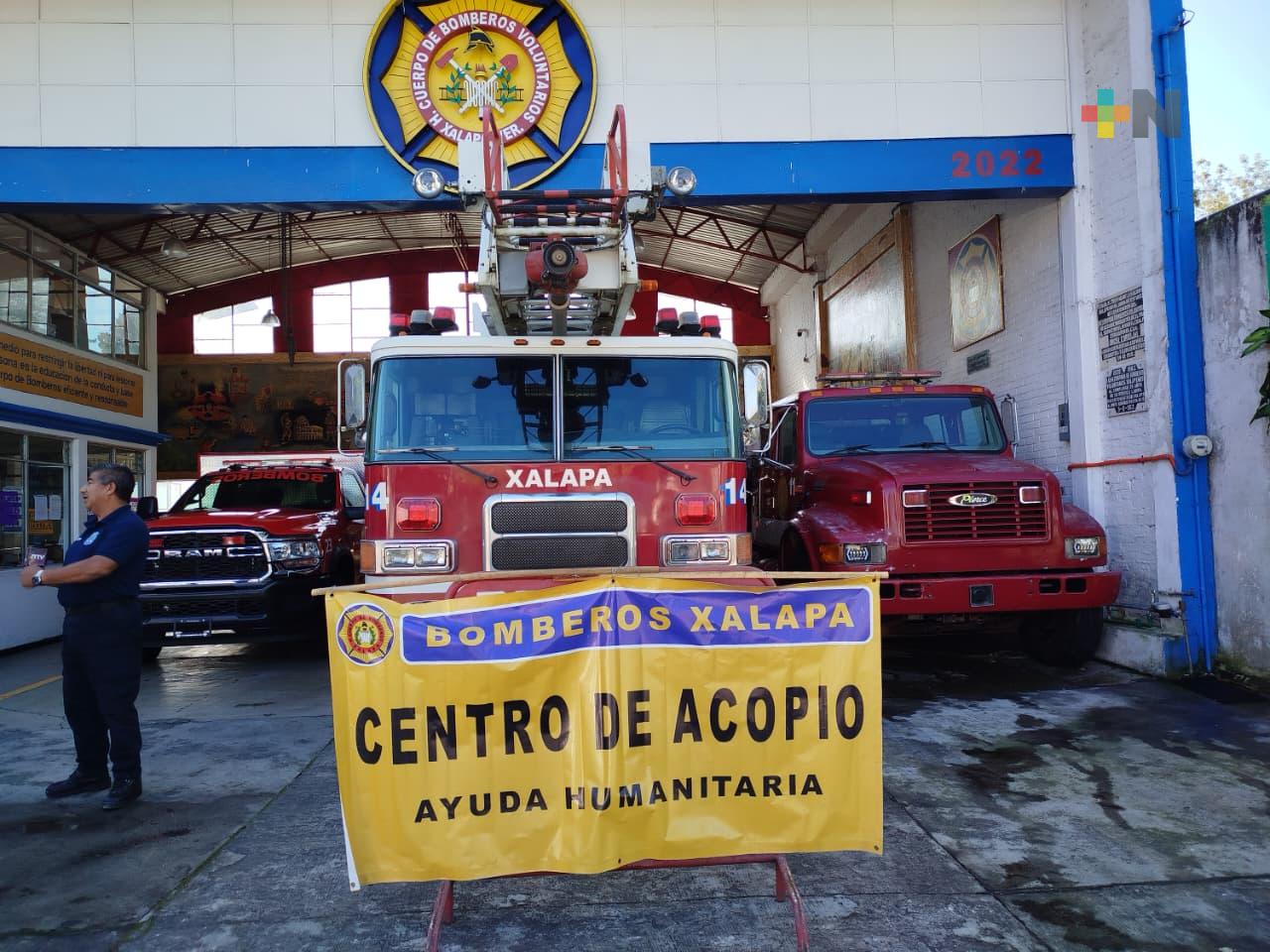 Bomberos de Xalapa mantiene acopio de insumos para damnificados del norte de Veracruz