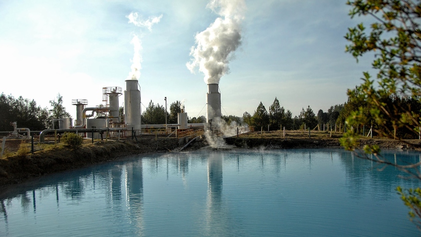 CFE mantiene liderazgo en generación geotermoeléctrica
