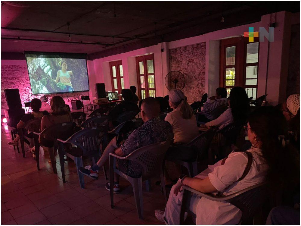 A través del Festival Nueva Mirada Fílmica,  joven busca acercar el cine a la juventud