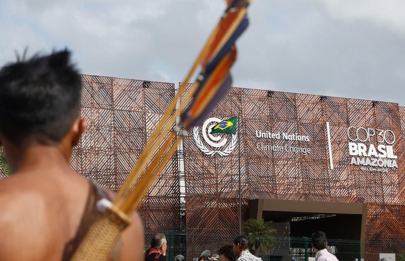 Indígenas de la Amazonia protestan en la conferencia del clima