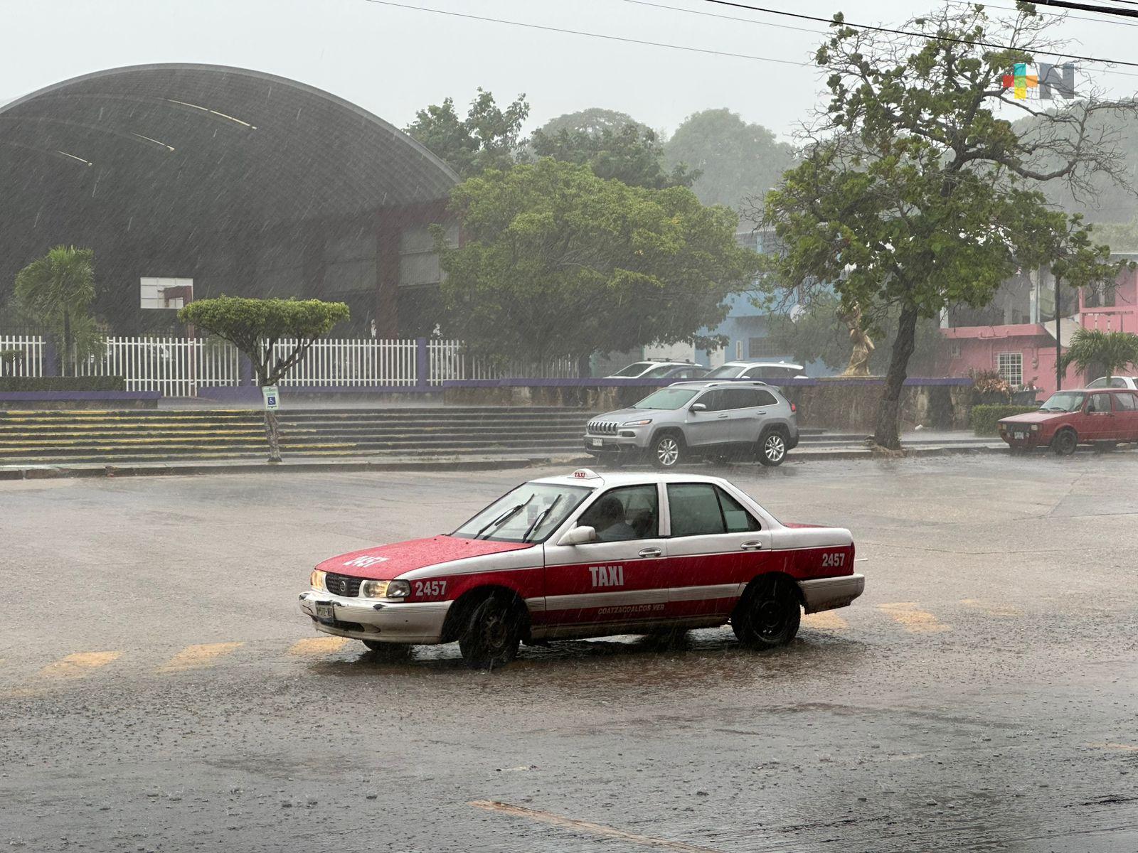 Vientos intensos y lluvias fuertes durante las próximas horas en Coatzacoalcos