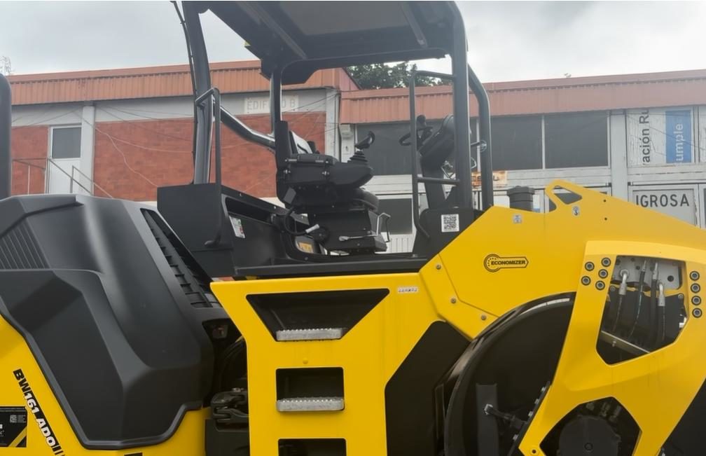 Llega a Veracruz maquinaria del segundo tren de repavimentación