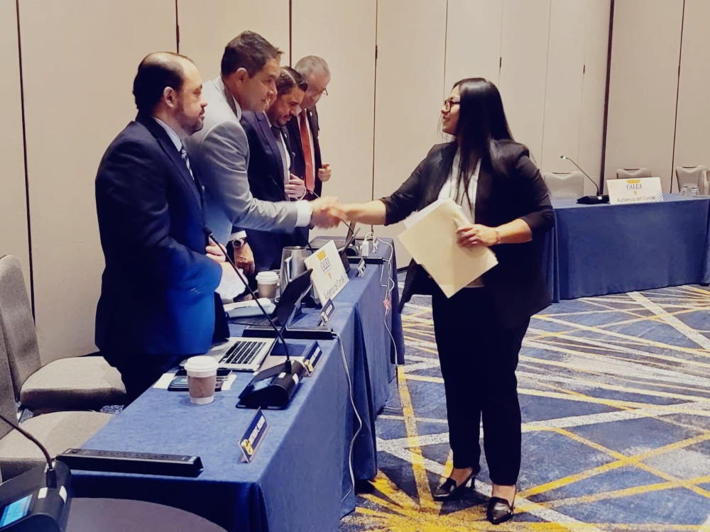 Obtiene SSP los reconocimientos Excelencia Triple Arco y la acreditación CALEA