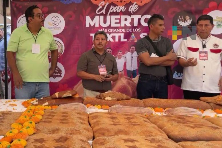 Pan de muerto más grande de Los Tuxtlas supera récord del 2024