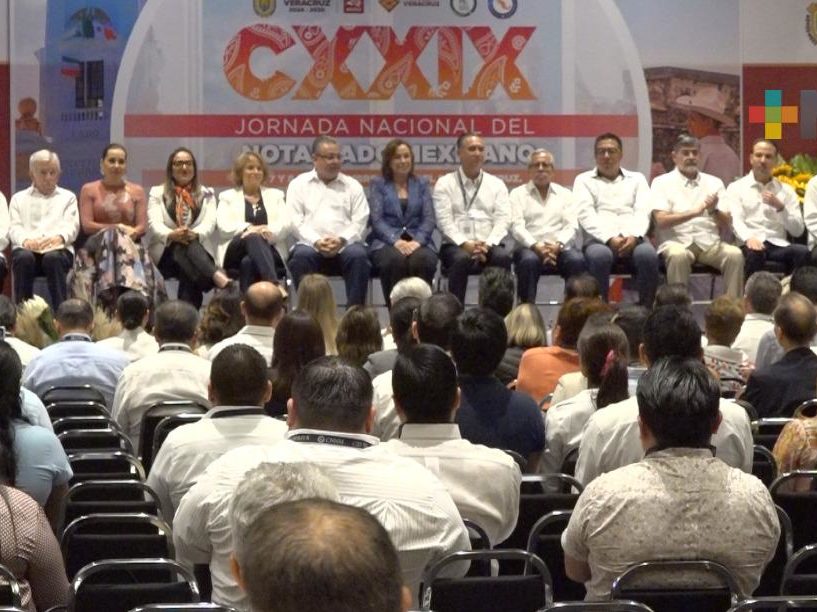 Rocío Nahle inaugura Jornada Nacional del Notariado Mexicano