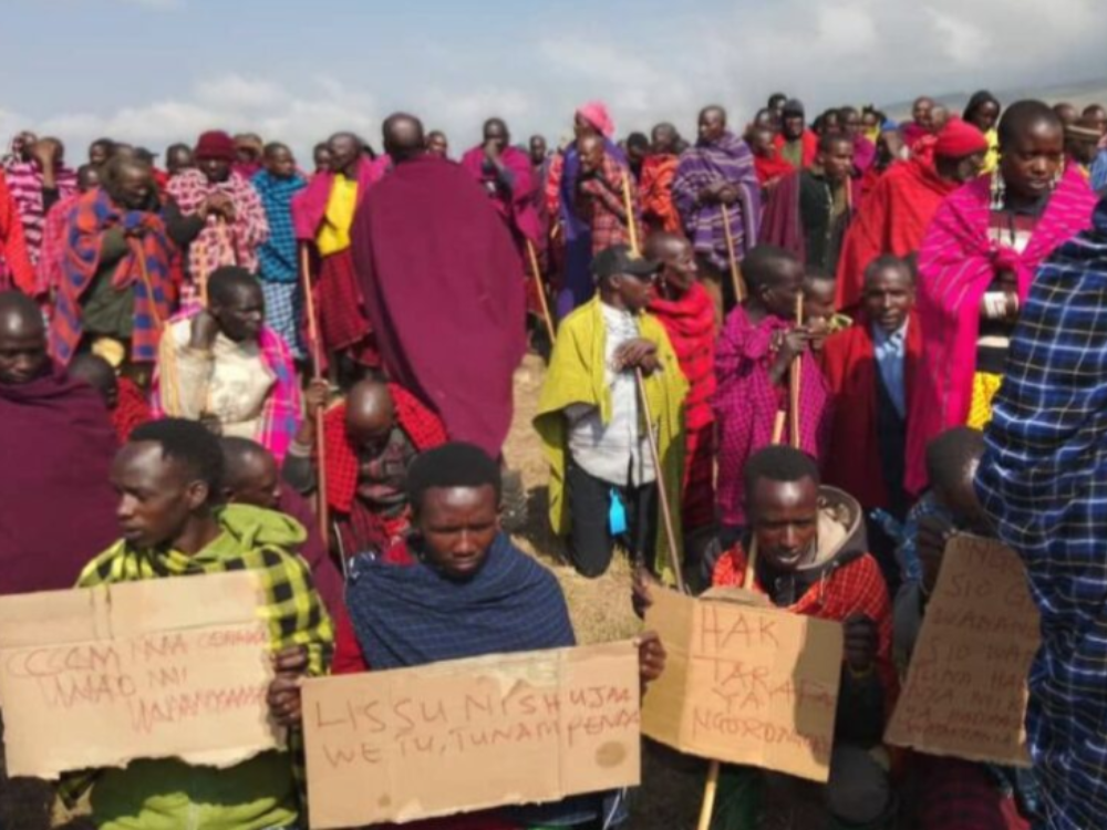 Pueblos originarios defienden sus tierras en Tanzania