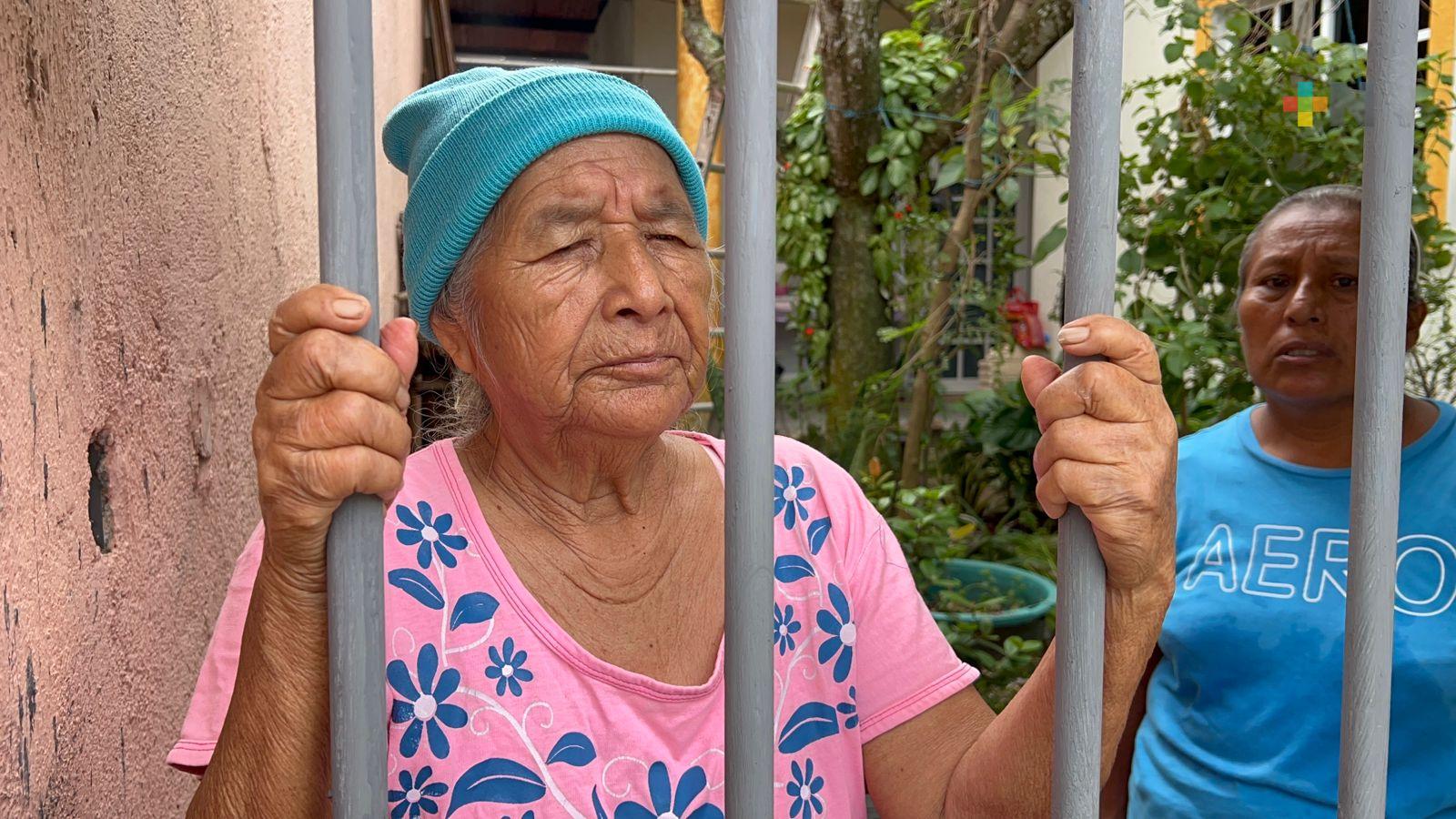 ¡Pronto recibirán escrituras! Vecinos de avenida General Anaya