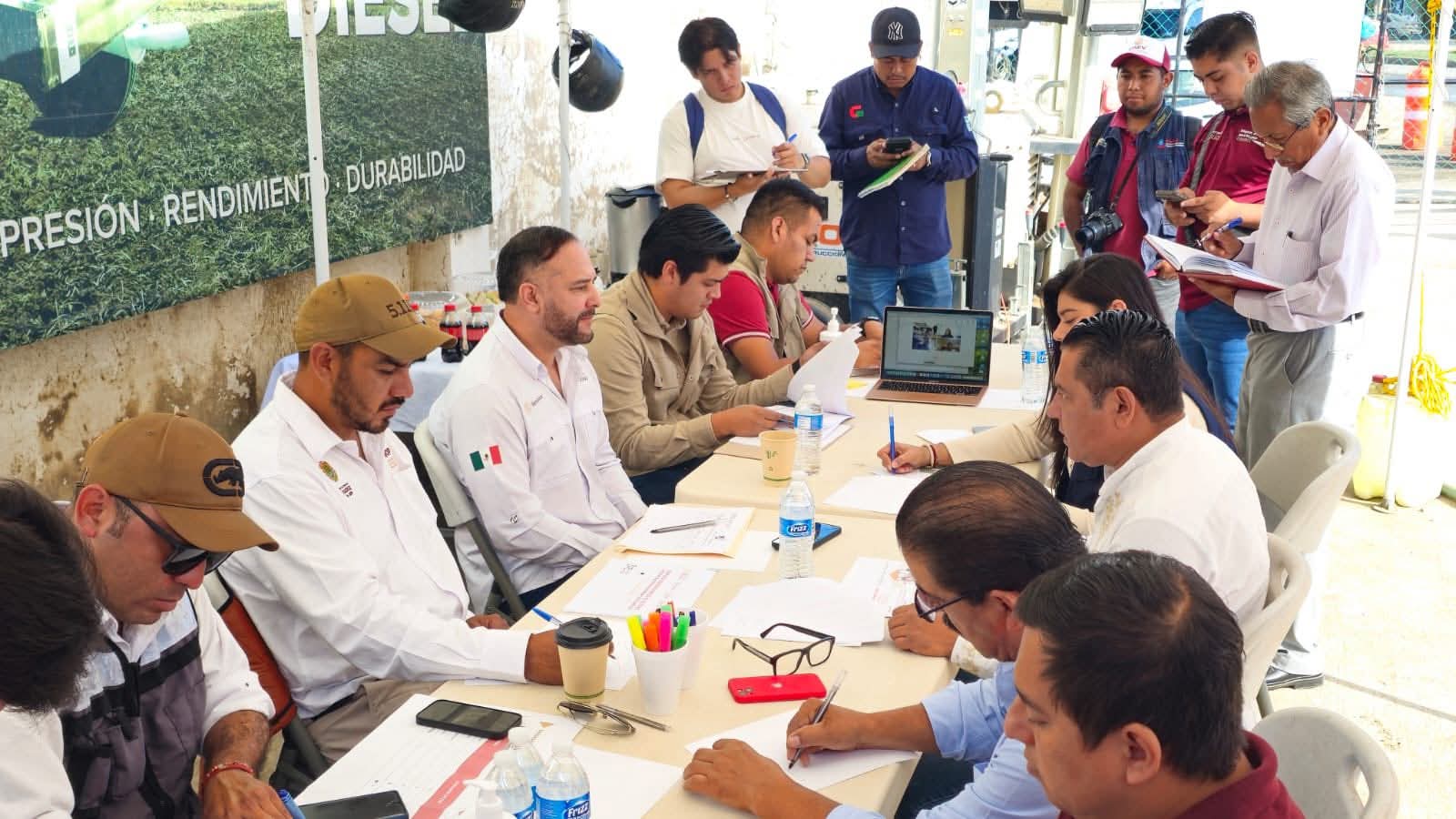 20 mil empleos temporales para acelerar la reconstrucción en Poza Rica y Álamo