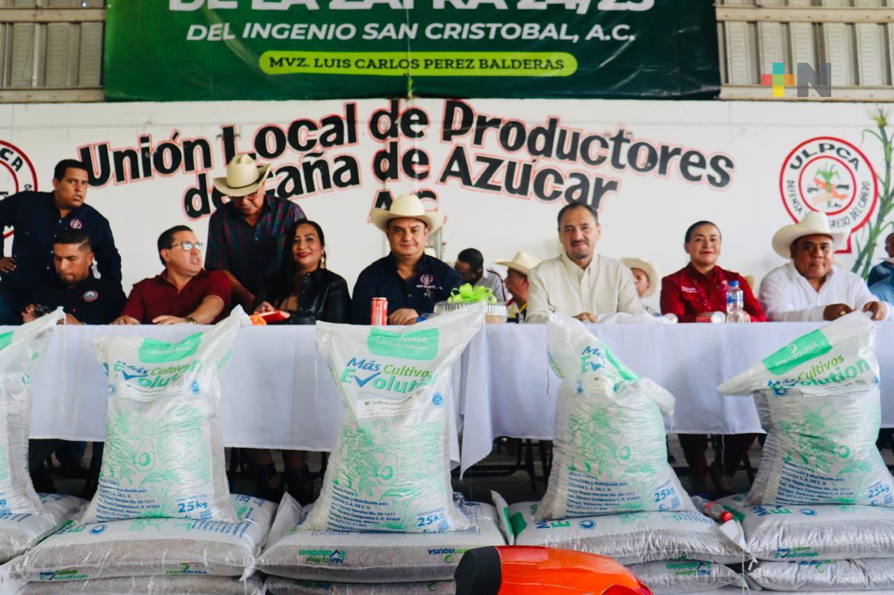 Más de tres mil cañeros agradecen a Claudia Sheinbaum por decreto arancelario al azúcar