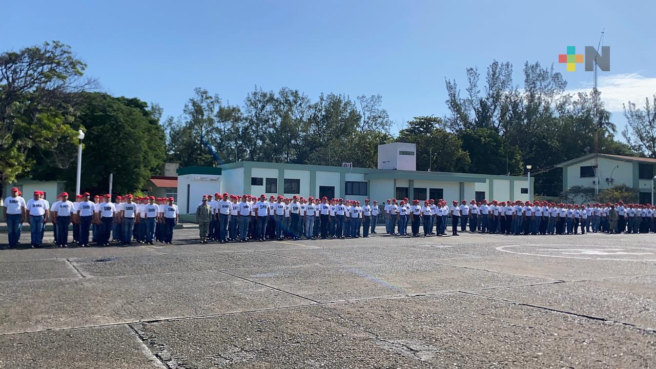 Más de 300 jóvenes concluyen su Servicio Militar en Veracruz