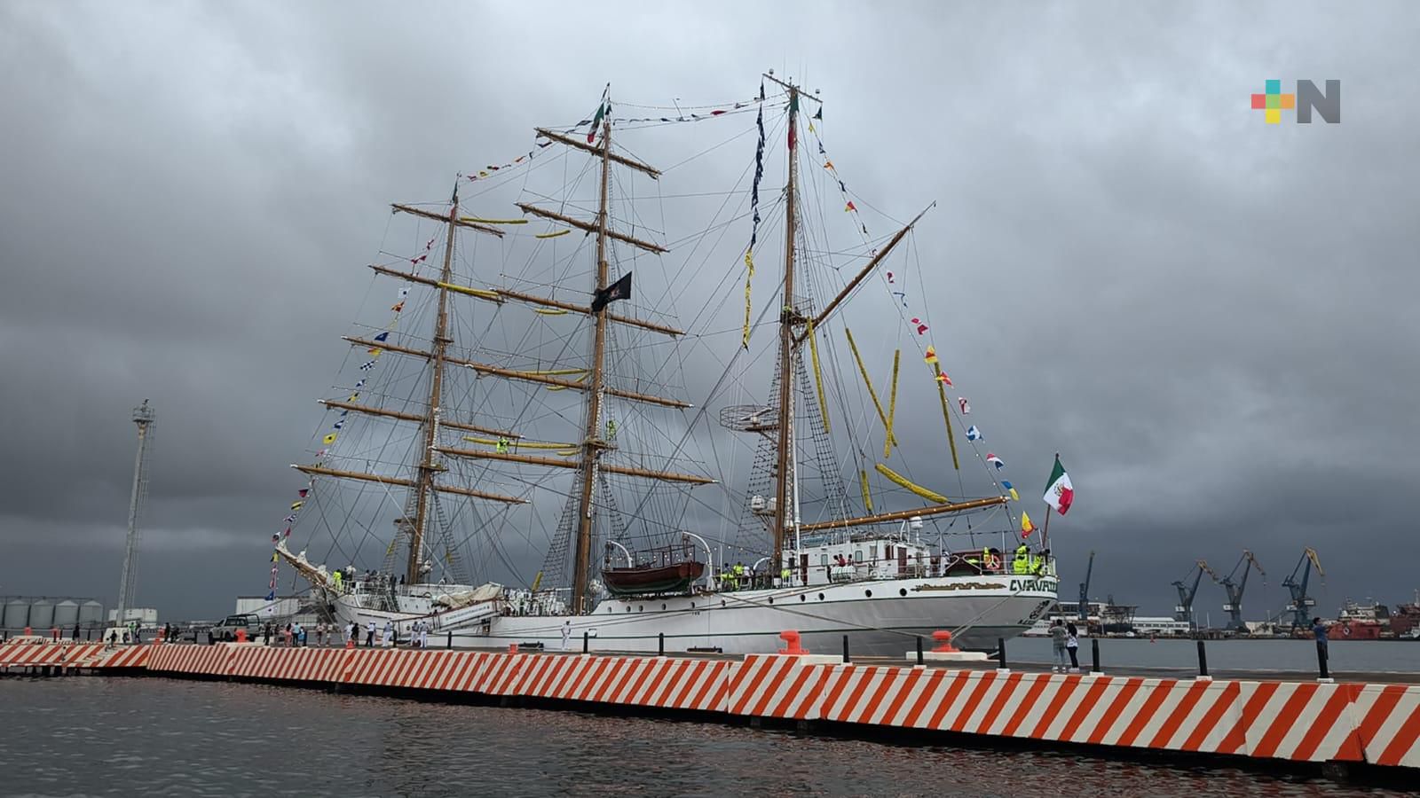 Reubican al Buque Escuela Cuauhtémoc por revisión técnica en Veracruz