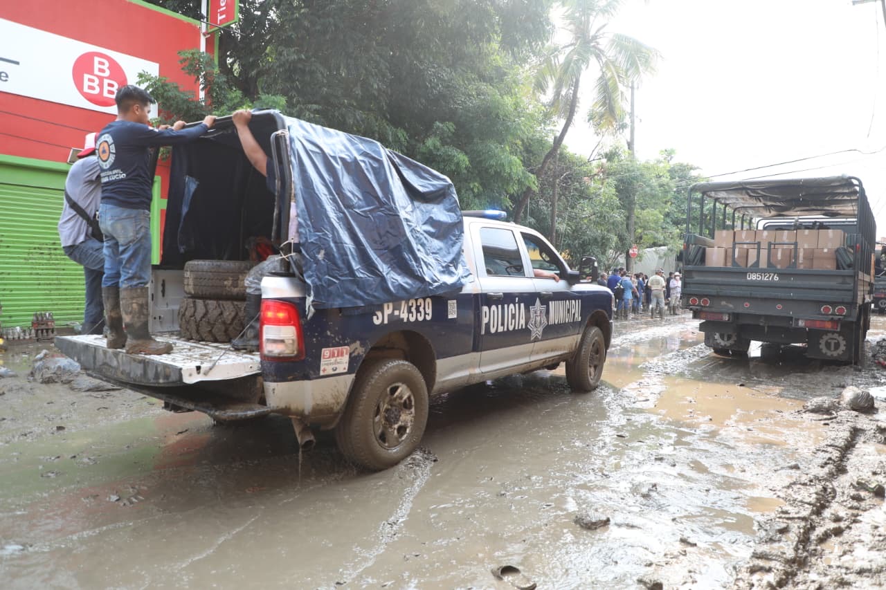 Plan Tajín: Evacuaciones, rescates, vigilancia y distribución de víveres en la zona norte