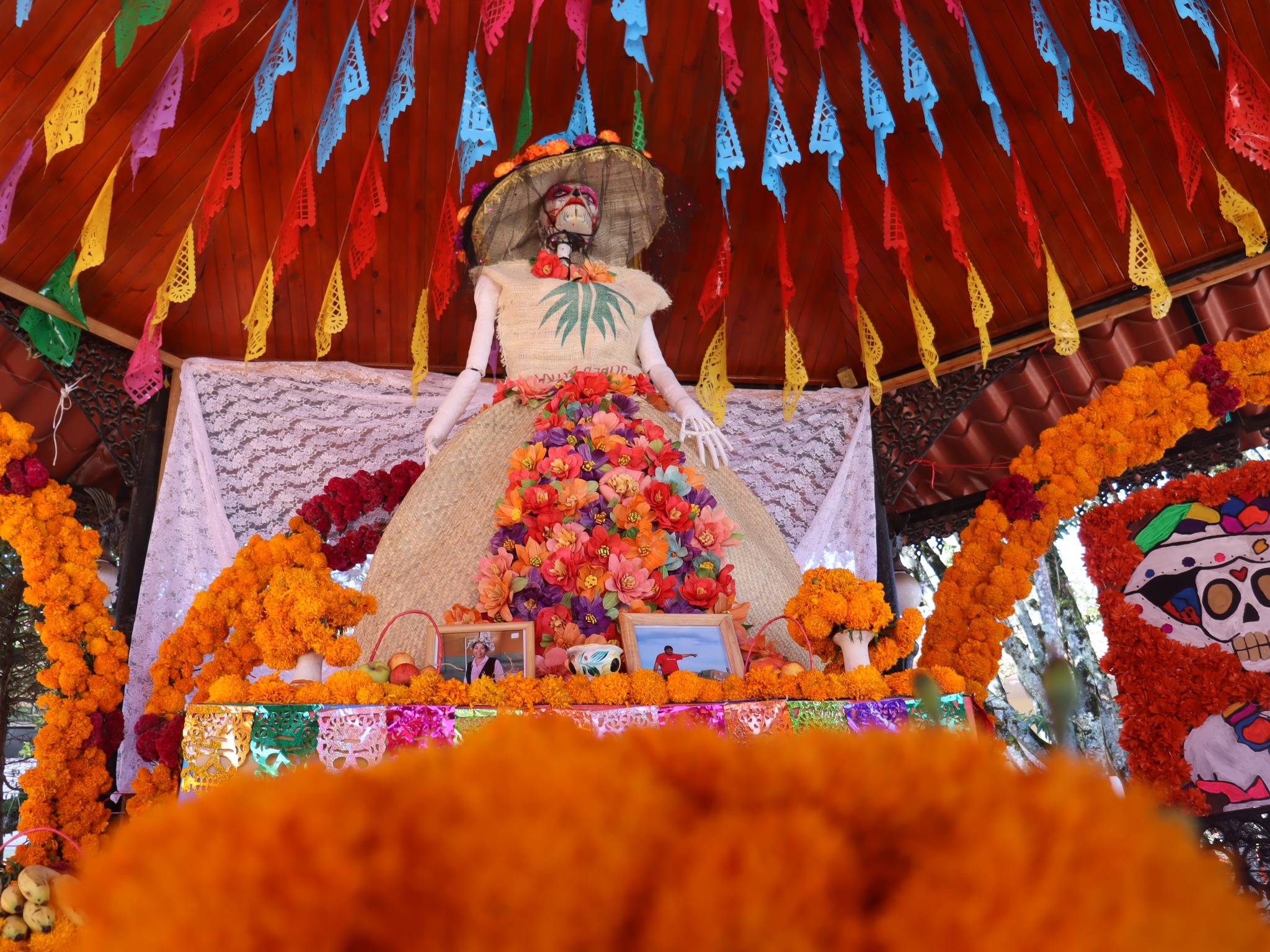 Huayacocotla celebró a los fieles difuntos