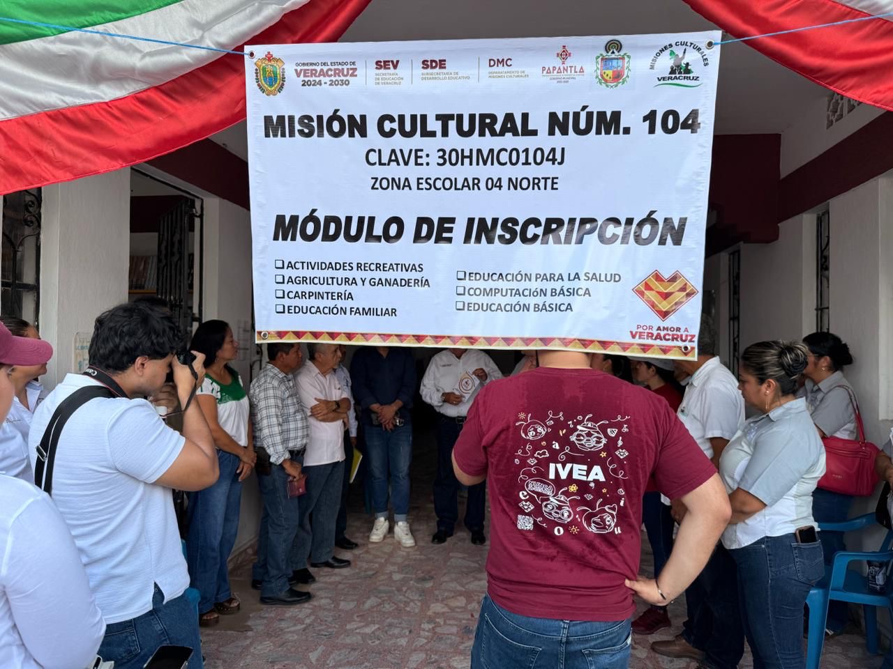 Lleva SEV educación y capacitación gratuita a comunidades veracruzanas