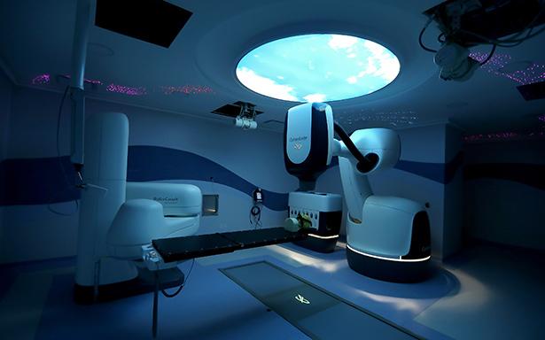 IMSS contará con equipo robótico de última generación para tratamiento del cáncer