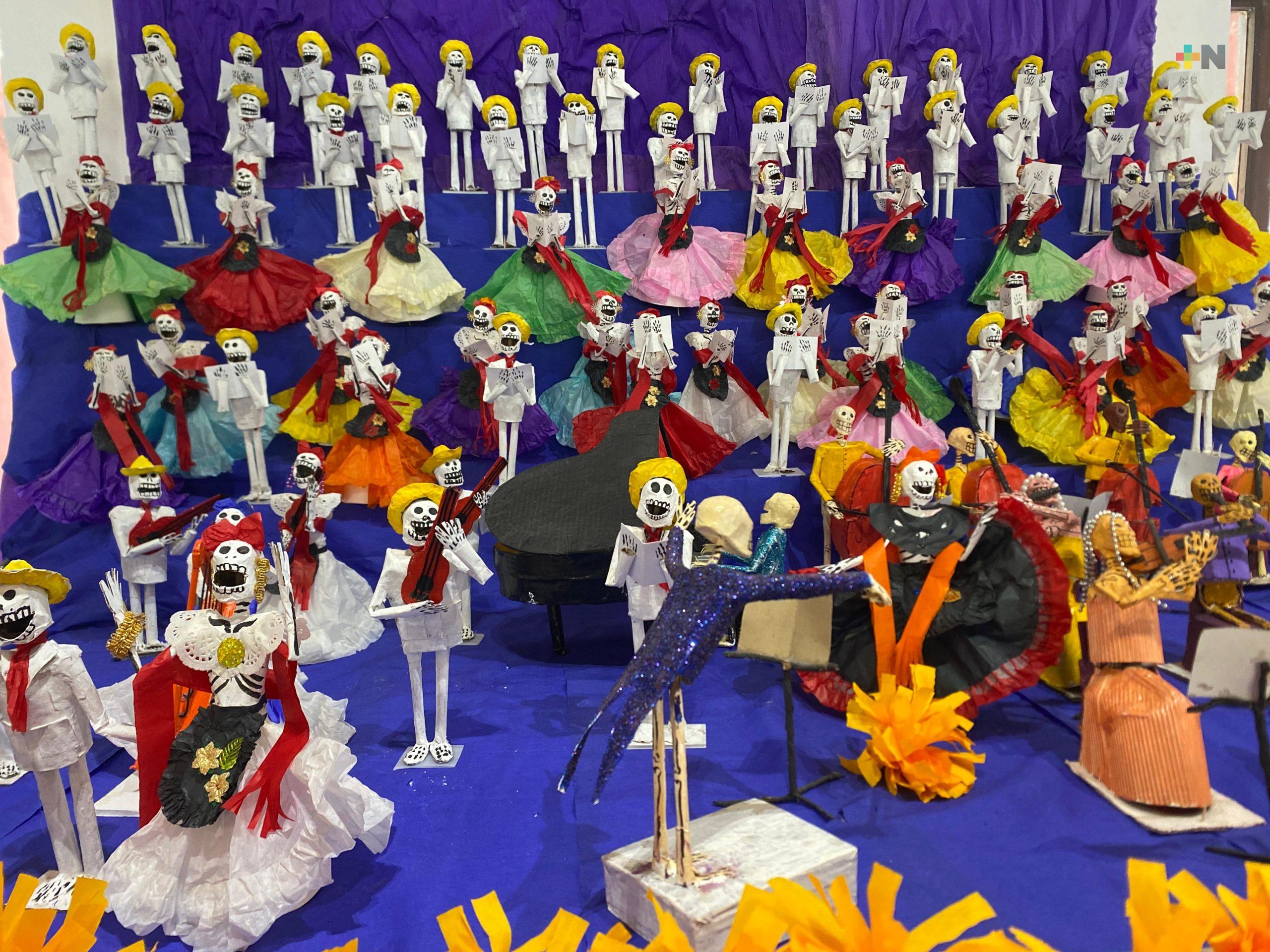 Milburgo Treviño rinde homenaje a Agustín Lara