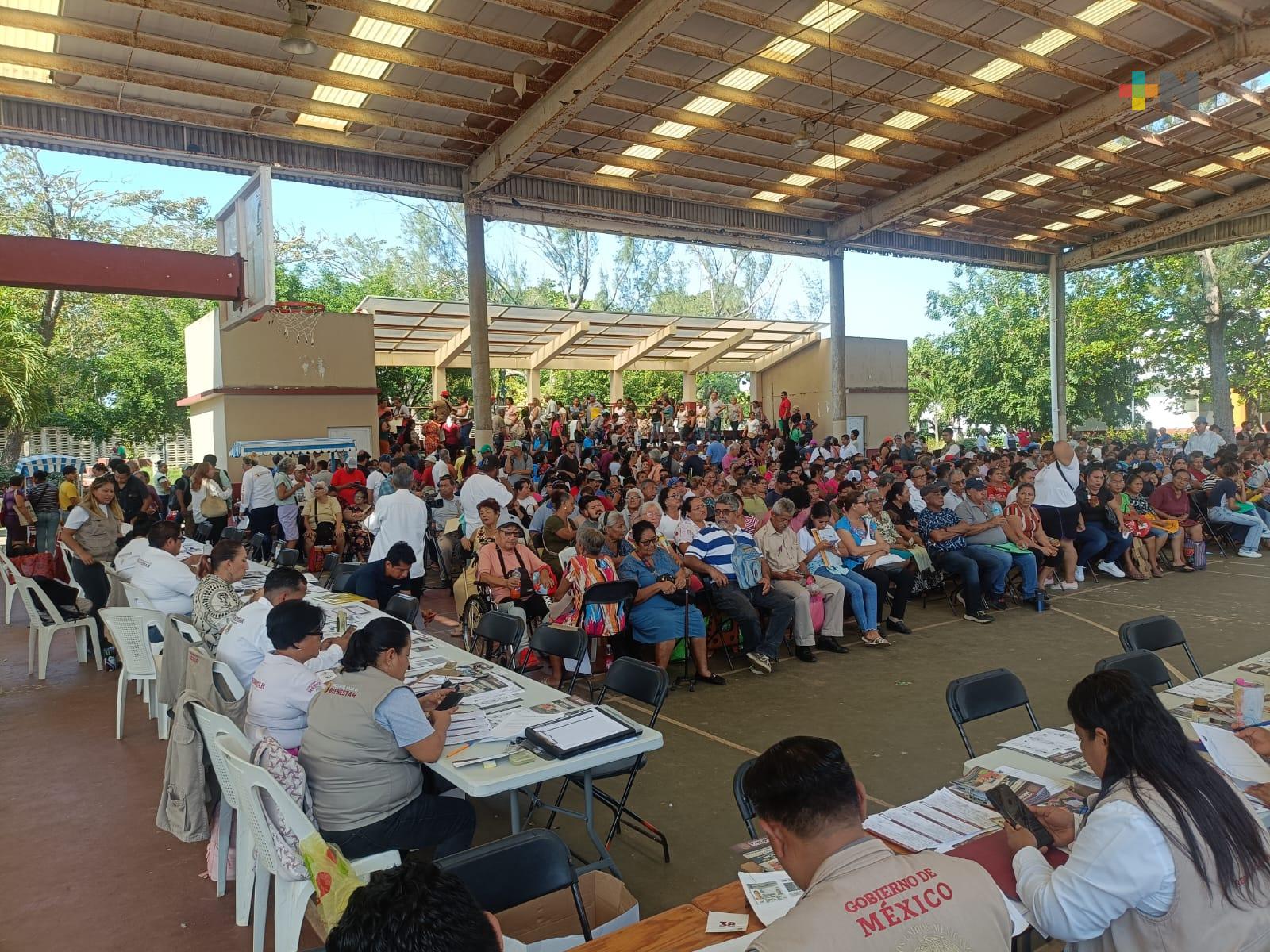 Más de mil 450 viviendas beneficiadas con programa de mejoramiento en Coatzacoalcos