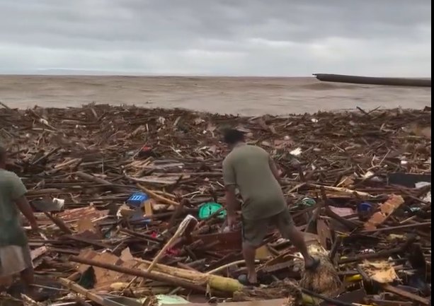 Se eleva a 114 personas muertas tras pasó del tifón “Kalmaegi”