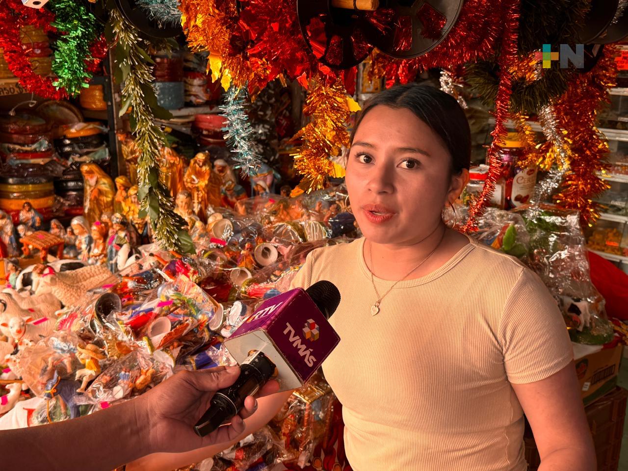 Piñatas llenan de tradición las celebraciones decembrinas en Xalapa