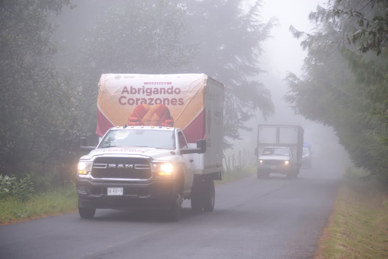 Un Gobierno que atiende; en su primer día, Abrigando Corazones llegó a 29 localidades