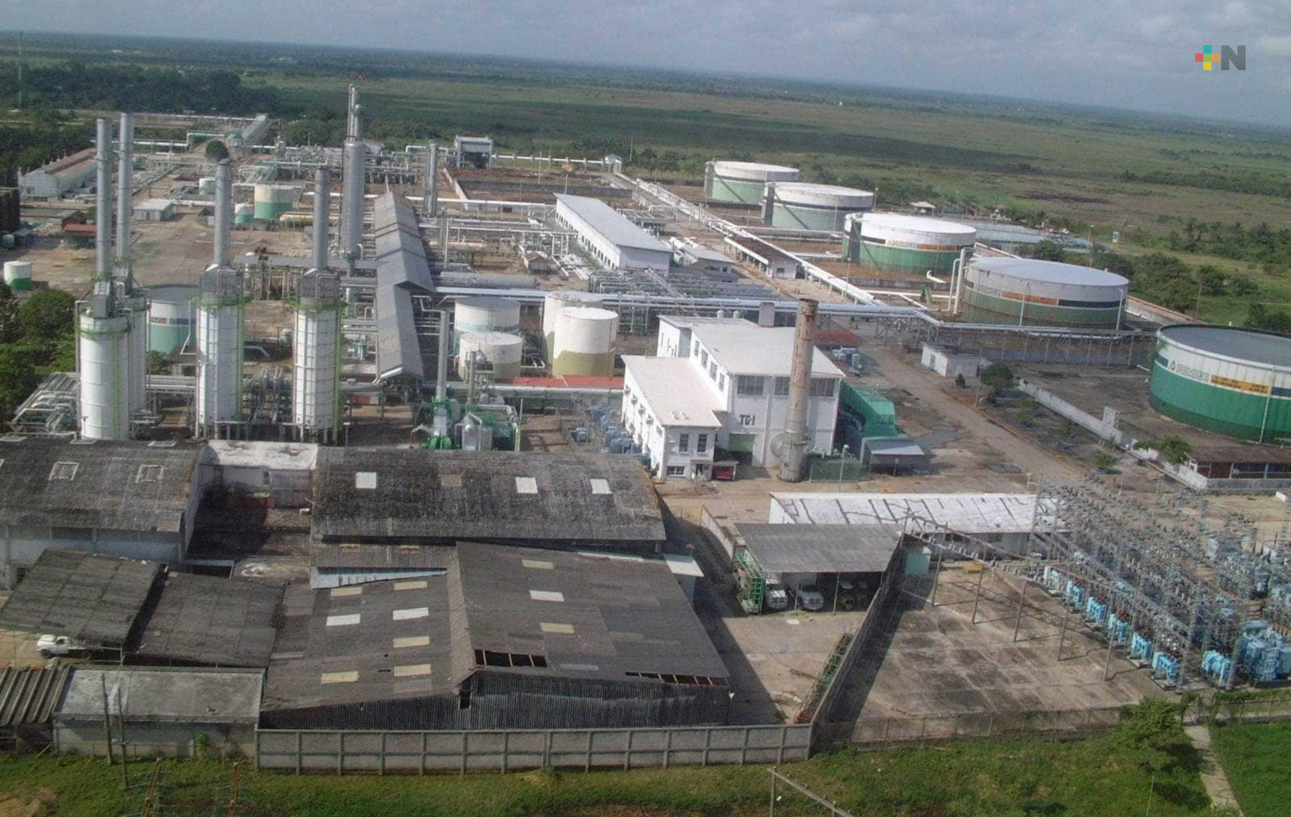 Apostarán industriales del sureste en la capacitación de mano de obra local