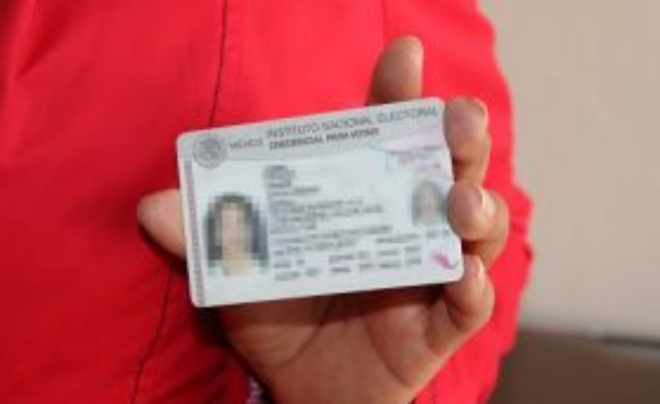 INE define ganador de licitación para producción de credencial para votar
