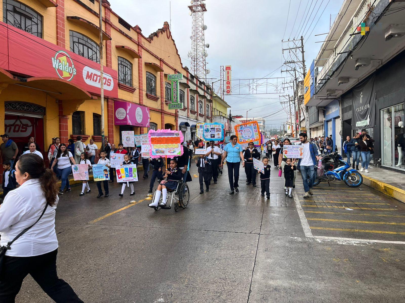 Con desfile conmemoran Día Internacional de las Personas con Discapacidad