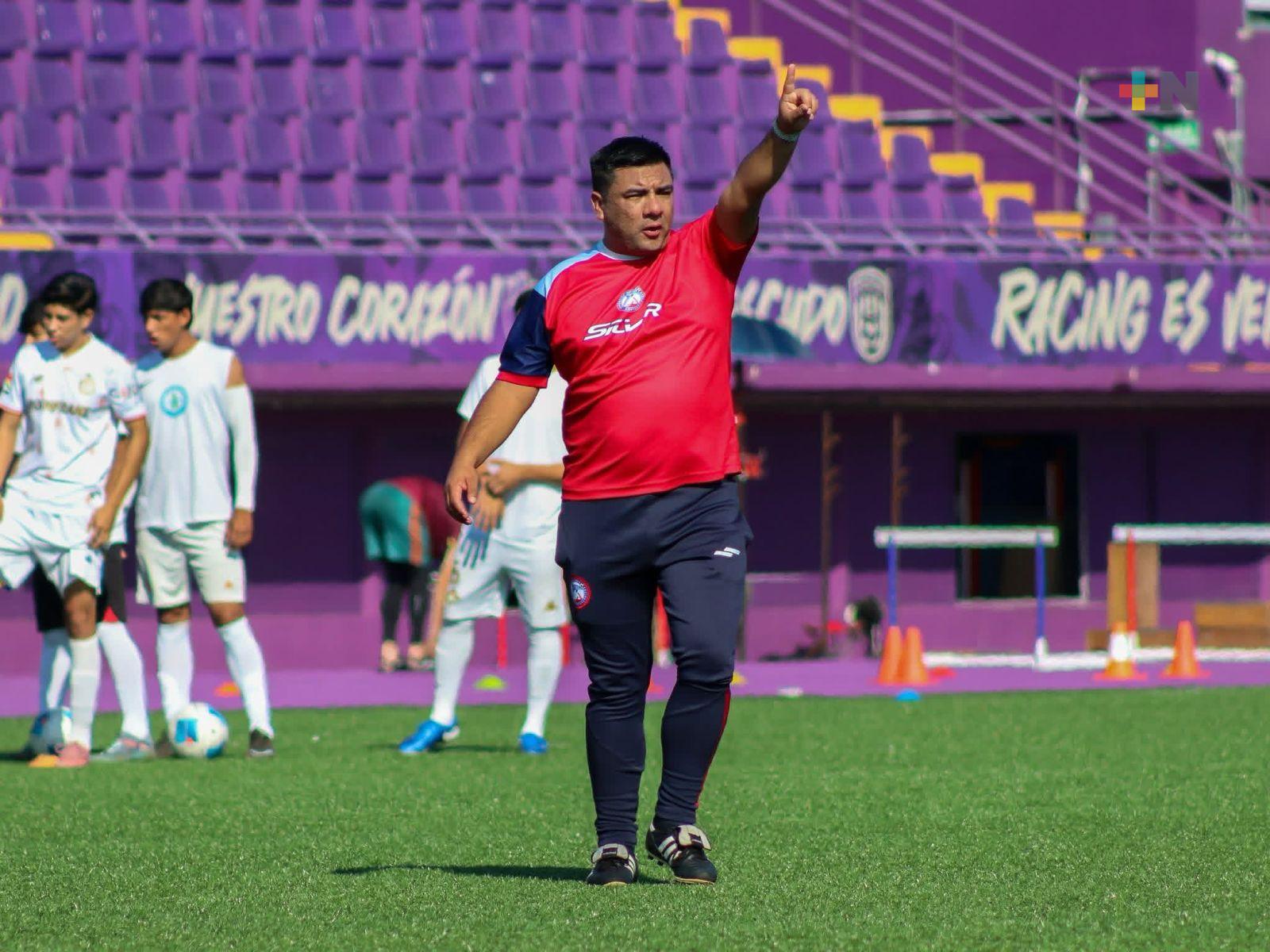 Finaliza Club Delfines de Coatzacoalcos primera parte de la temporada 2025-2026