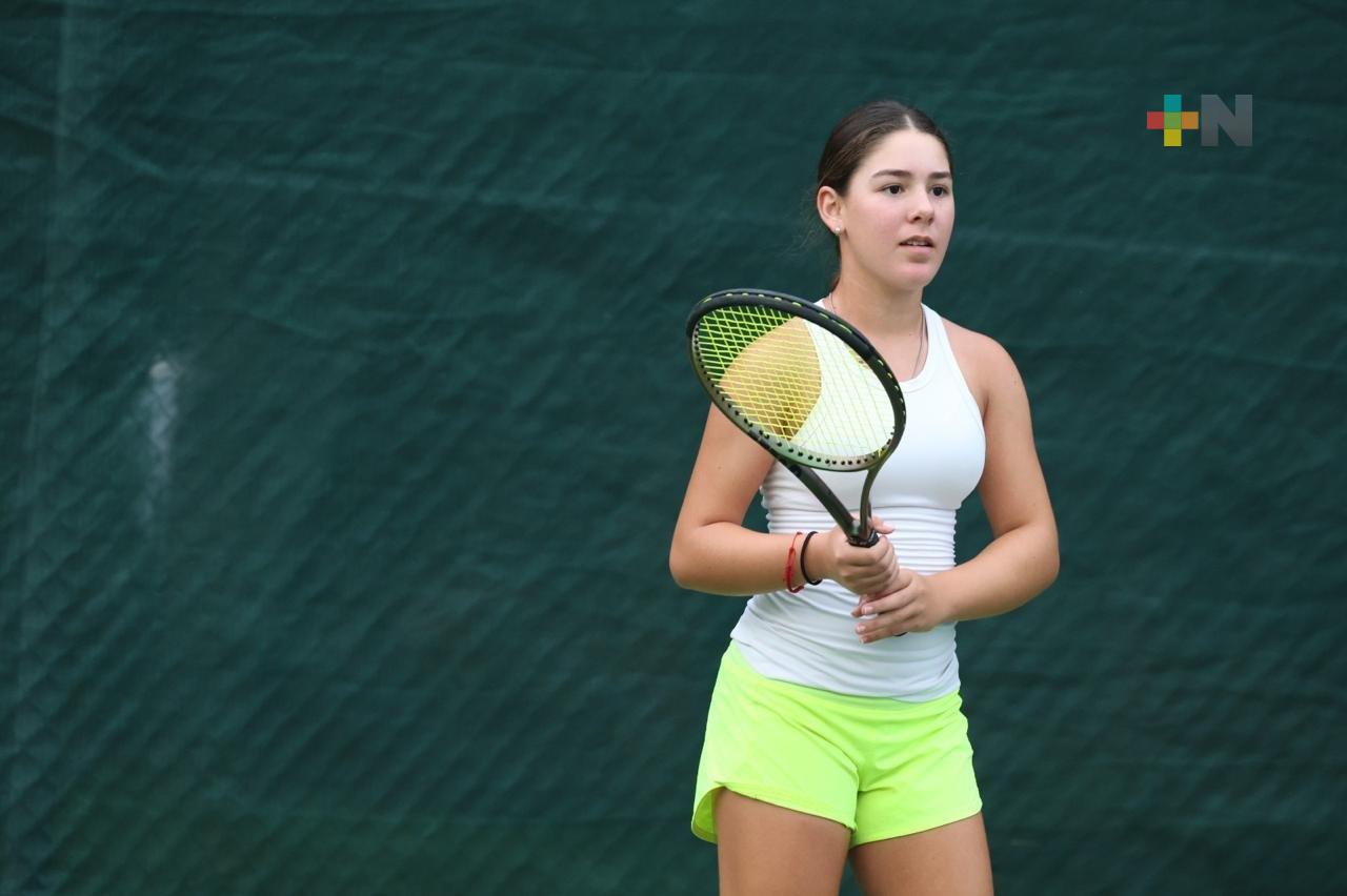 Softbol femenil busca crecimiento