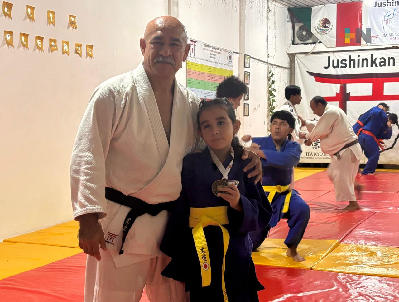 Judocas de Coatzacoalcos se colgaron medallas en el torneo Judo Boca Club
