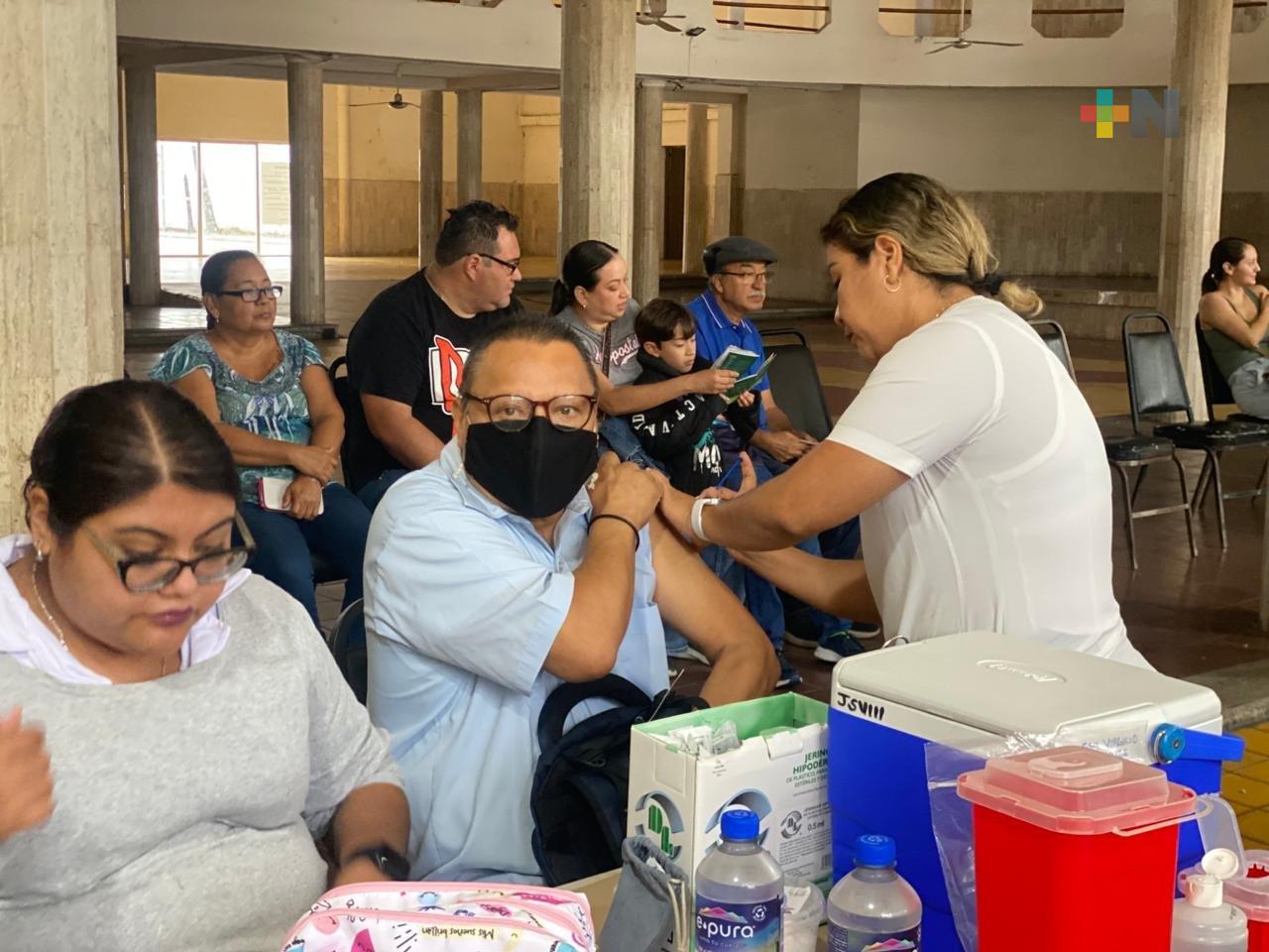 En Veracruz puerto, autoridades refuerzan vacunación para evitar contagios