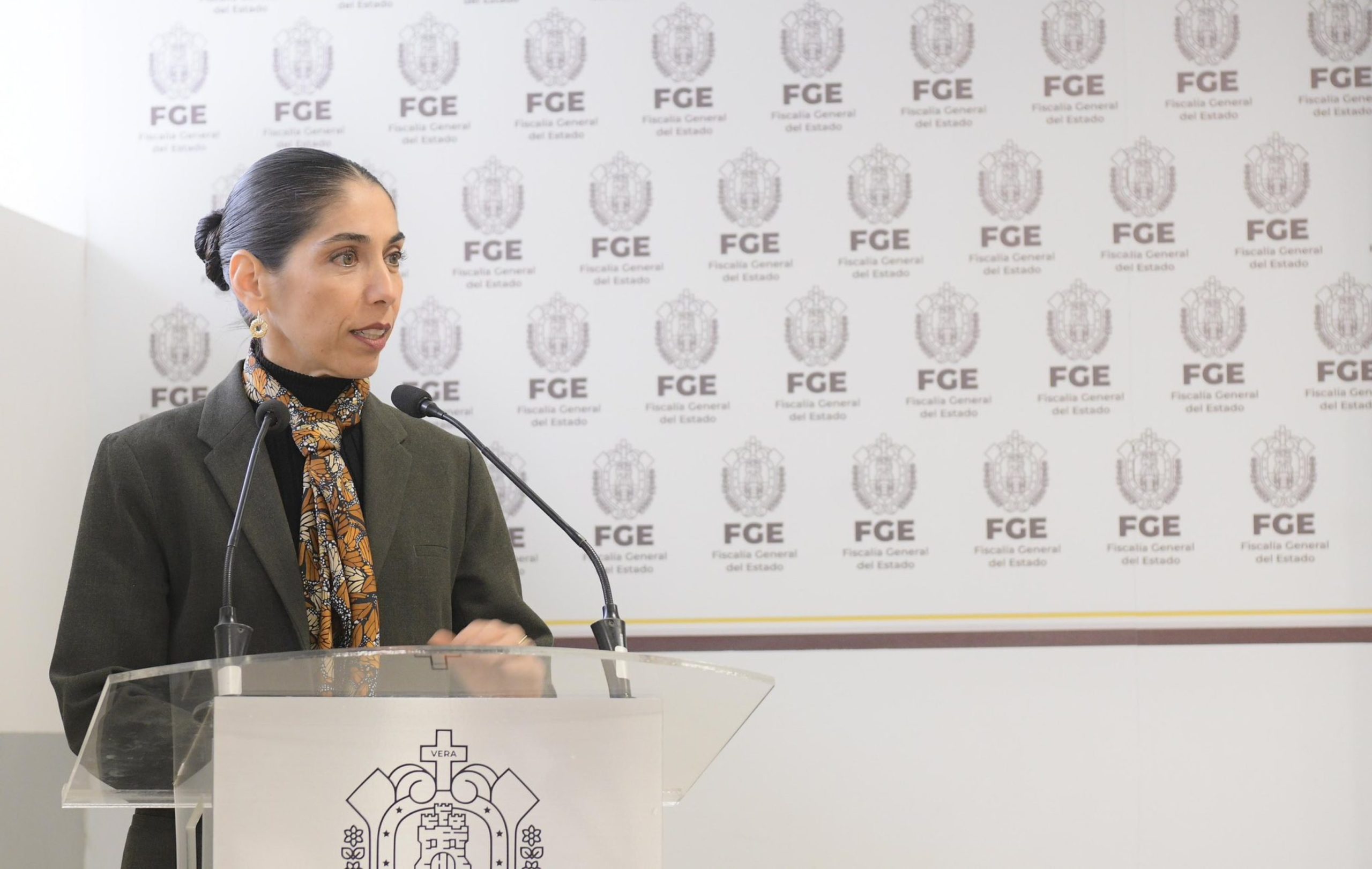 Congreso aceptó la renuncia de Verónica Hernández como  titular de la FGE