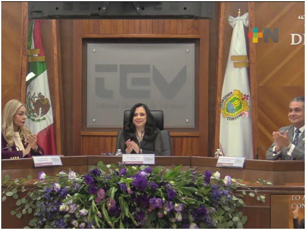 Magistrada presidenta del TEV rinde su último informe