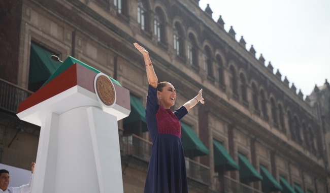 Ante 600 mil personas en el Zócalo, Presidenta sostiene: México avanza con dignidad, justicia, unidad y con la fuerza invencible del pueb