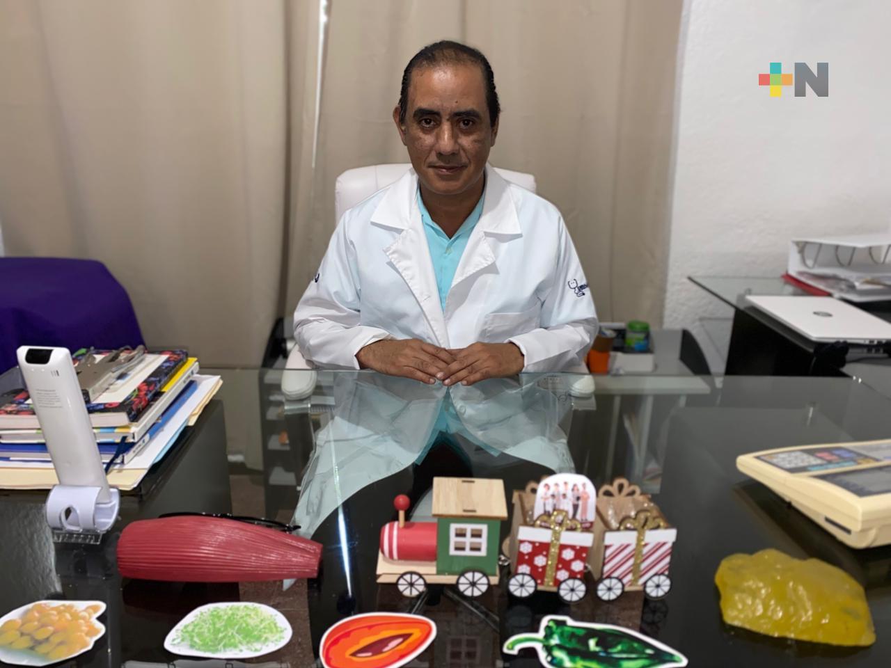 Especialistas alertan por excesos navideños y riesgo de infartos