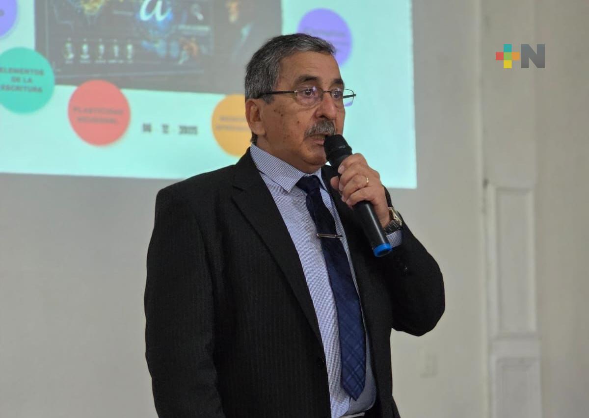 Especializarse en materia de grafoscopía, moderniza el análisis pericial: Especialista