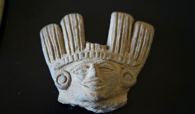 SRE entrega al INAH 52 piezas arqueológicas recuperadas en EUA