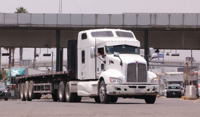 SICT fusiona y actualiza trámites administrativos al autotransporte federal para agilizar procedimientos
