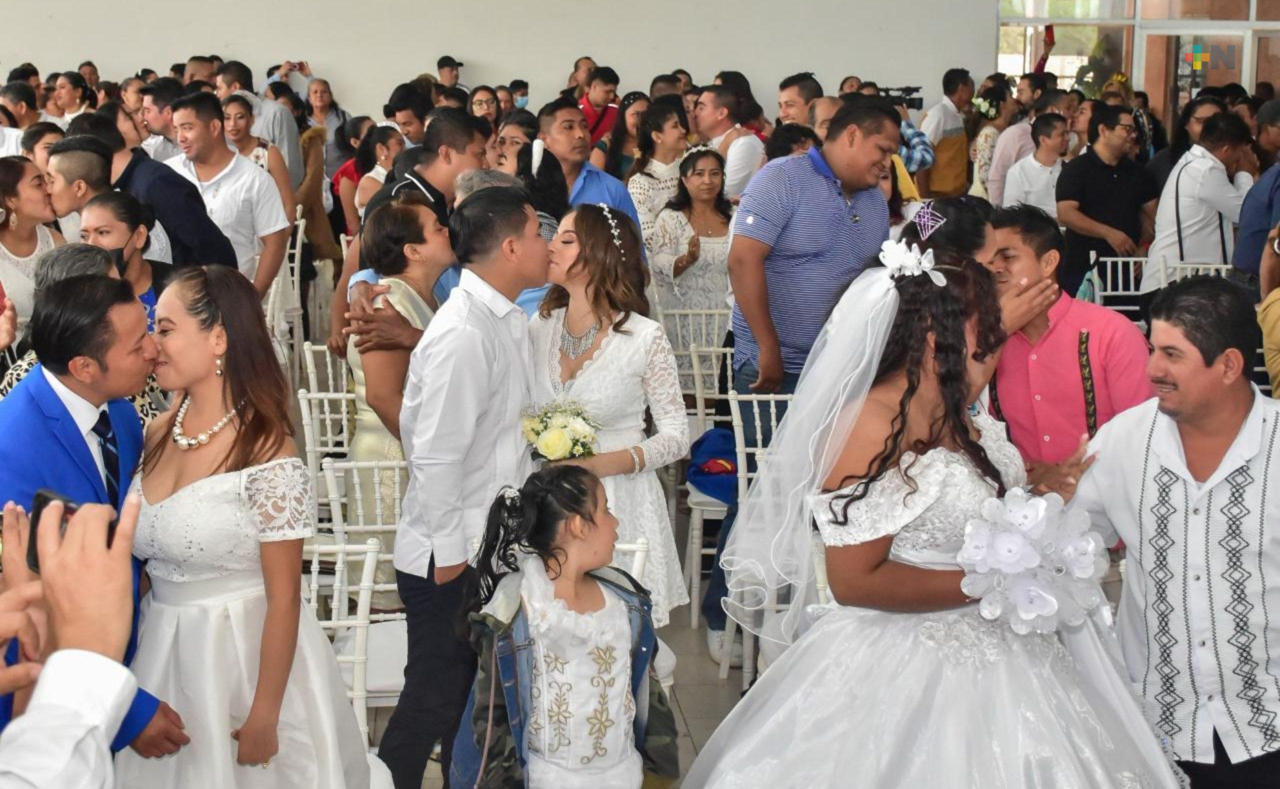 En Coatza convocan a Boda Colectiva 2026