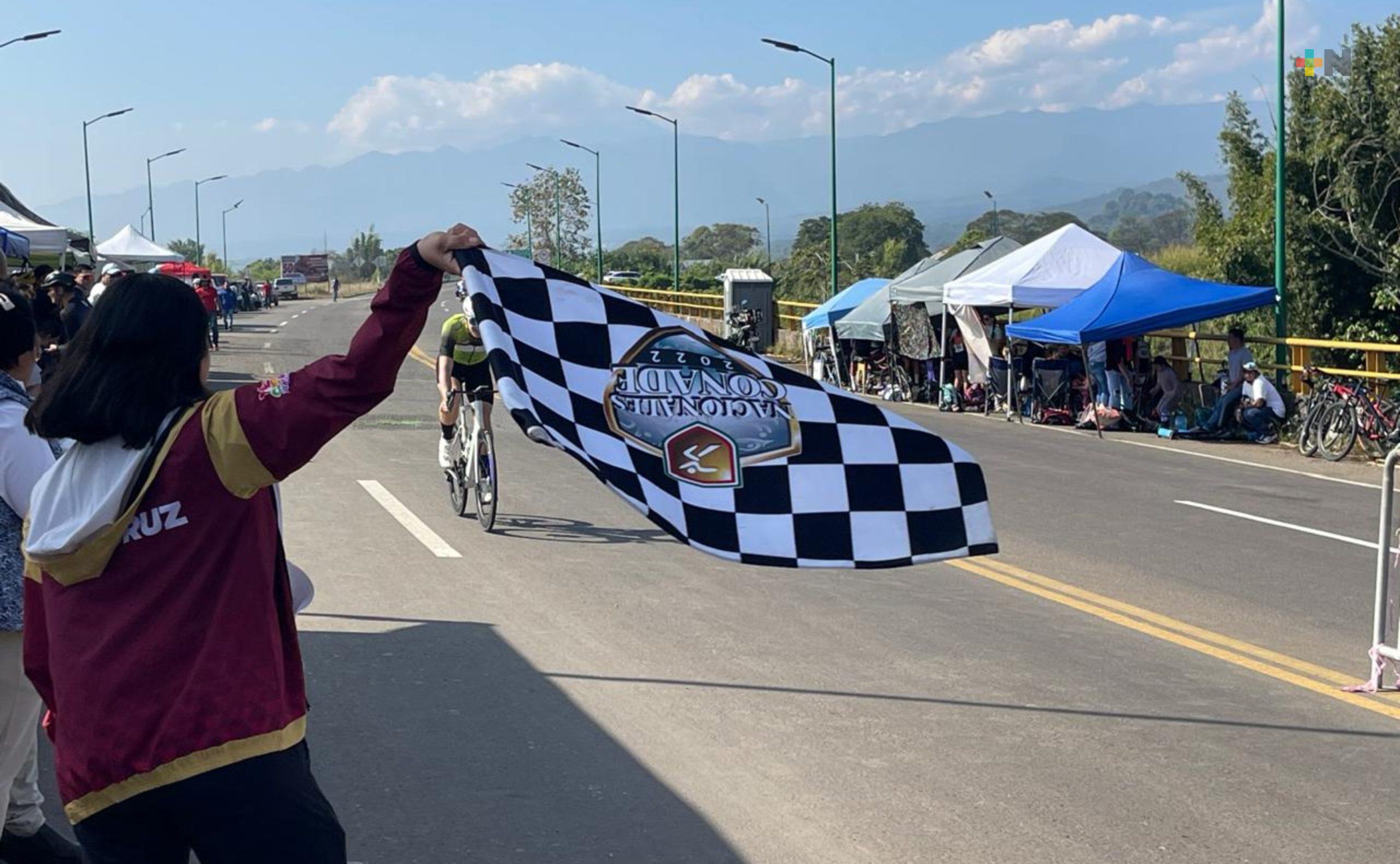 Comenzó estatal de ciclismo con acciones en libramiento de Coatepec