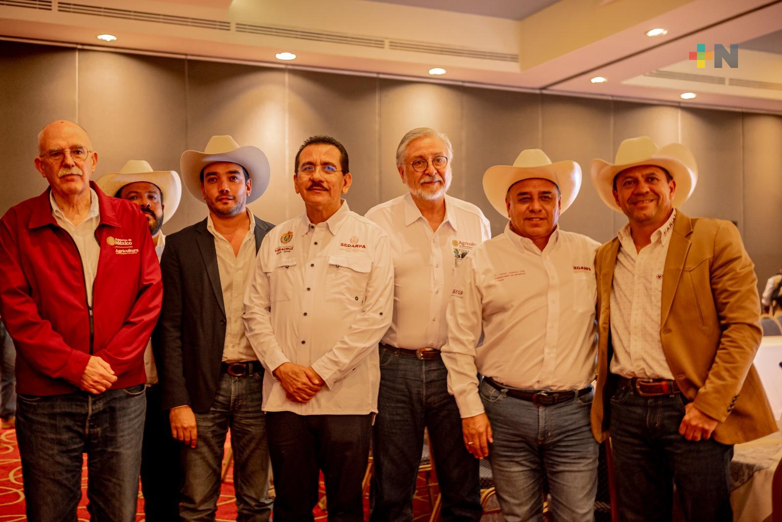 Ganaderos de la zona norte, atienden al llamado del Gobierno Estatal y Federal