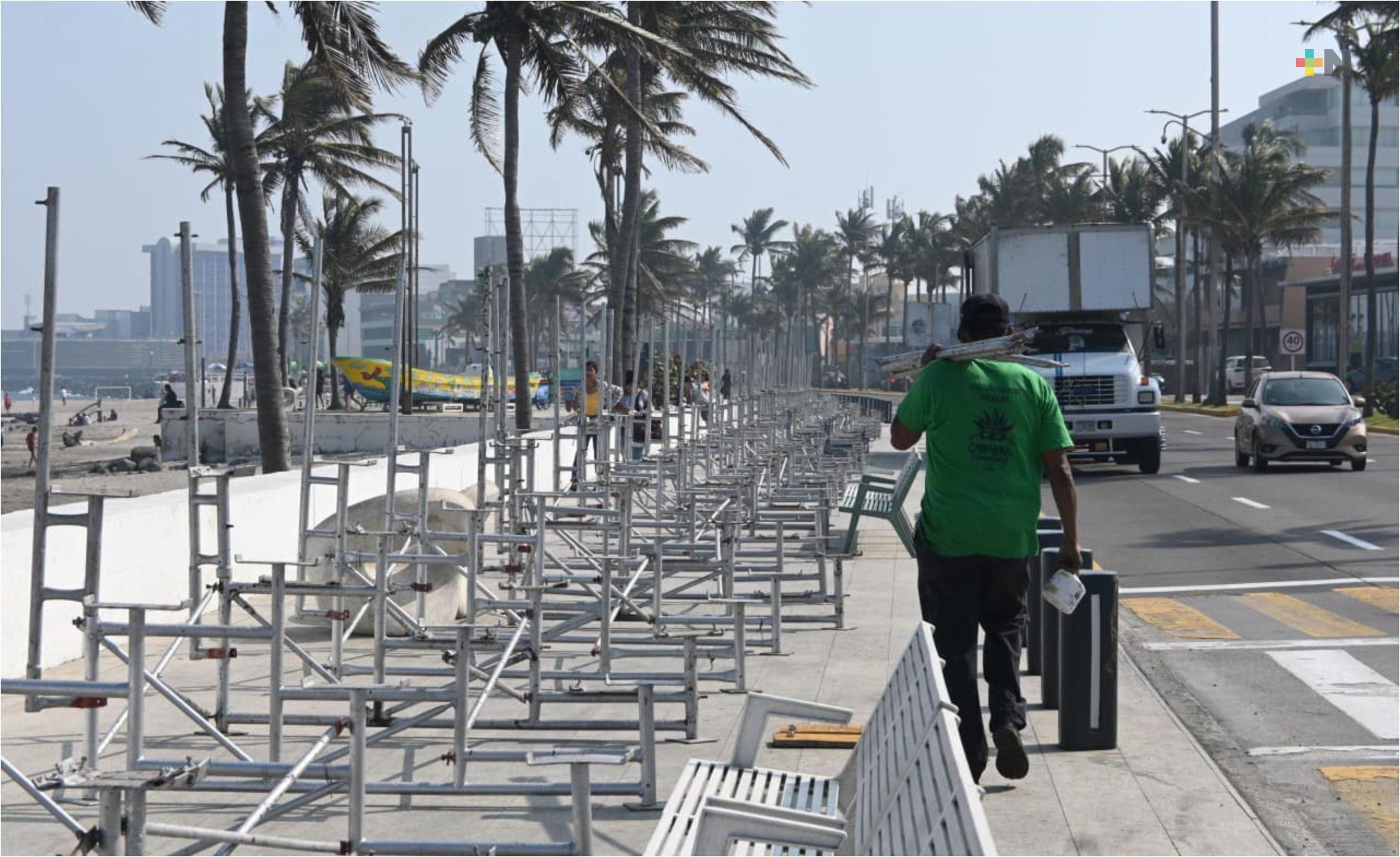 Comenzó la instalación de gradas para Carnaval de Veracruz