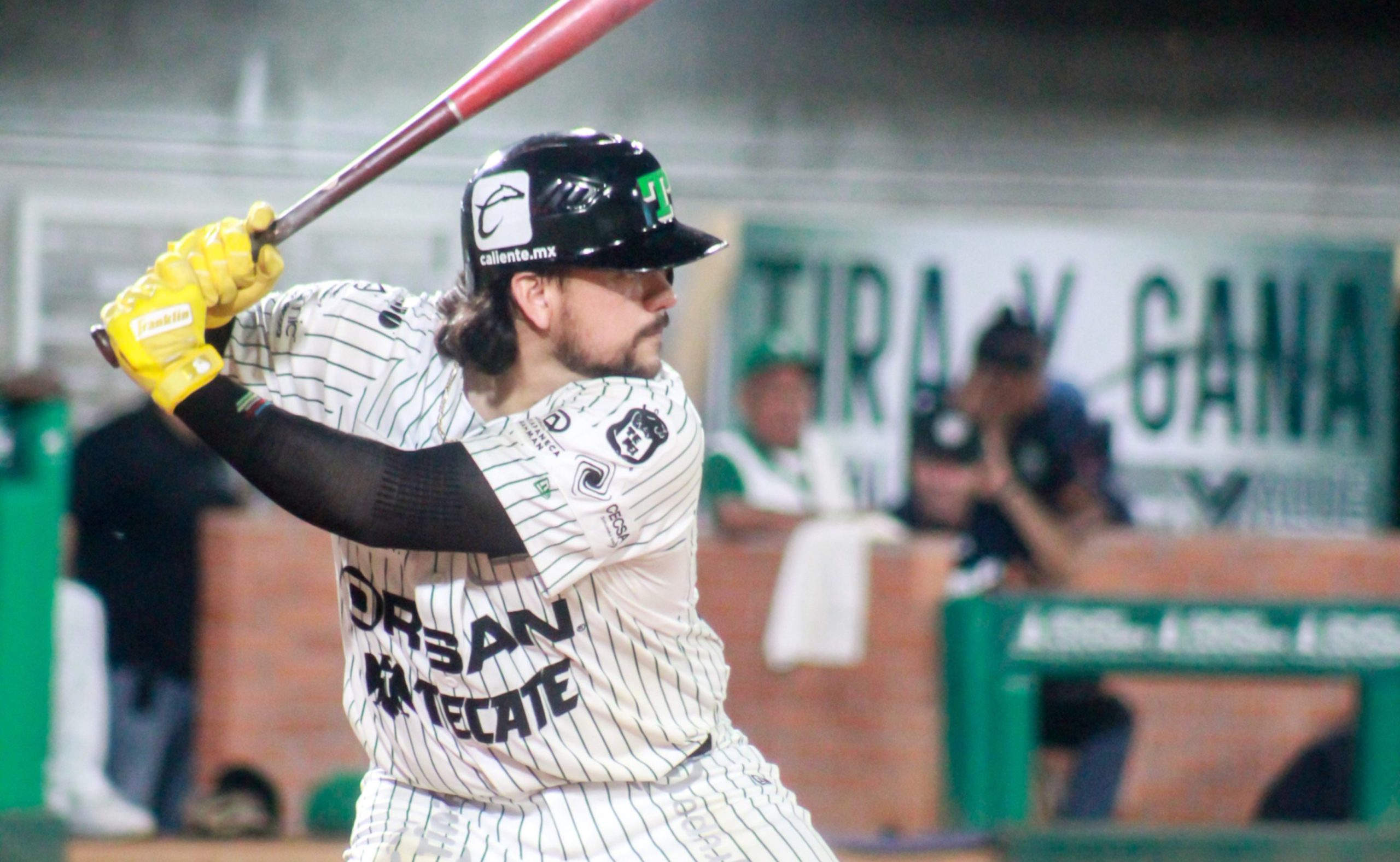 José Félix jugará con El Glorioso, Carlos Arellano pasa a Olmecas