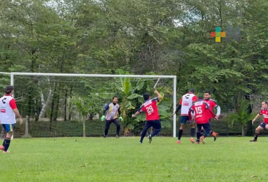 Por iniciar temporada de la liga de futbol Roberto Oropeza