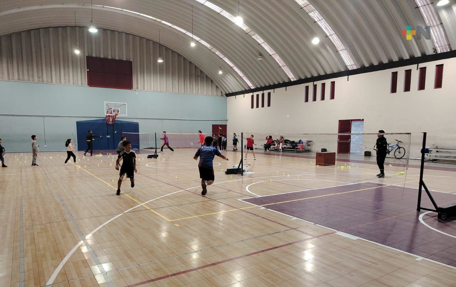 Xalapa con representación en selectivo estatal de bádminton en Boca del Río