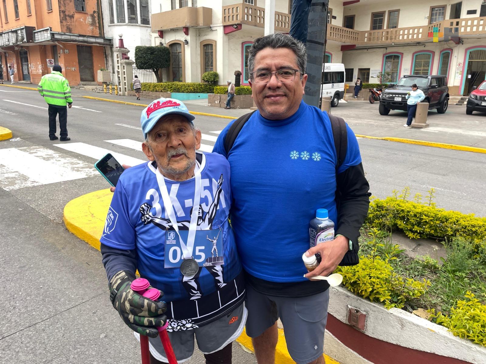 Veterano atleta veracruzano inspira con su pasión por el deporte