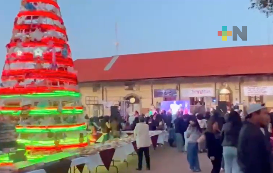 Realizan festejo por Día de Reyes en sierra de Huayacocotla