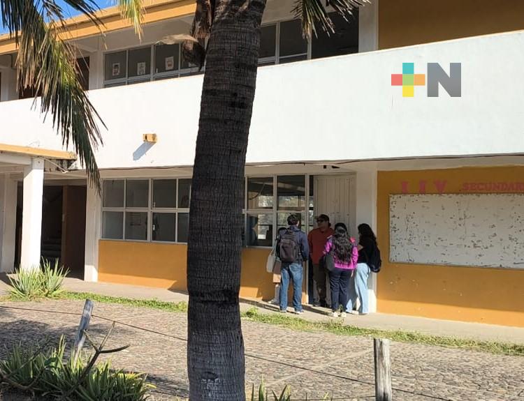 Ilustre Instituto Veracruzano de Boca del Río preparada para entregar prefichas